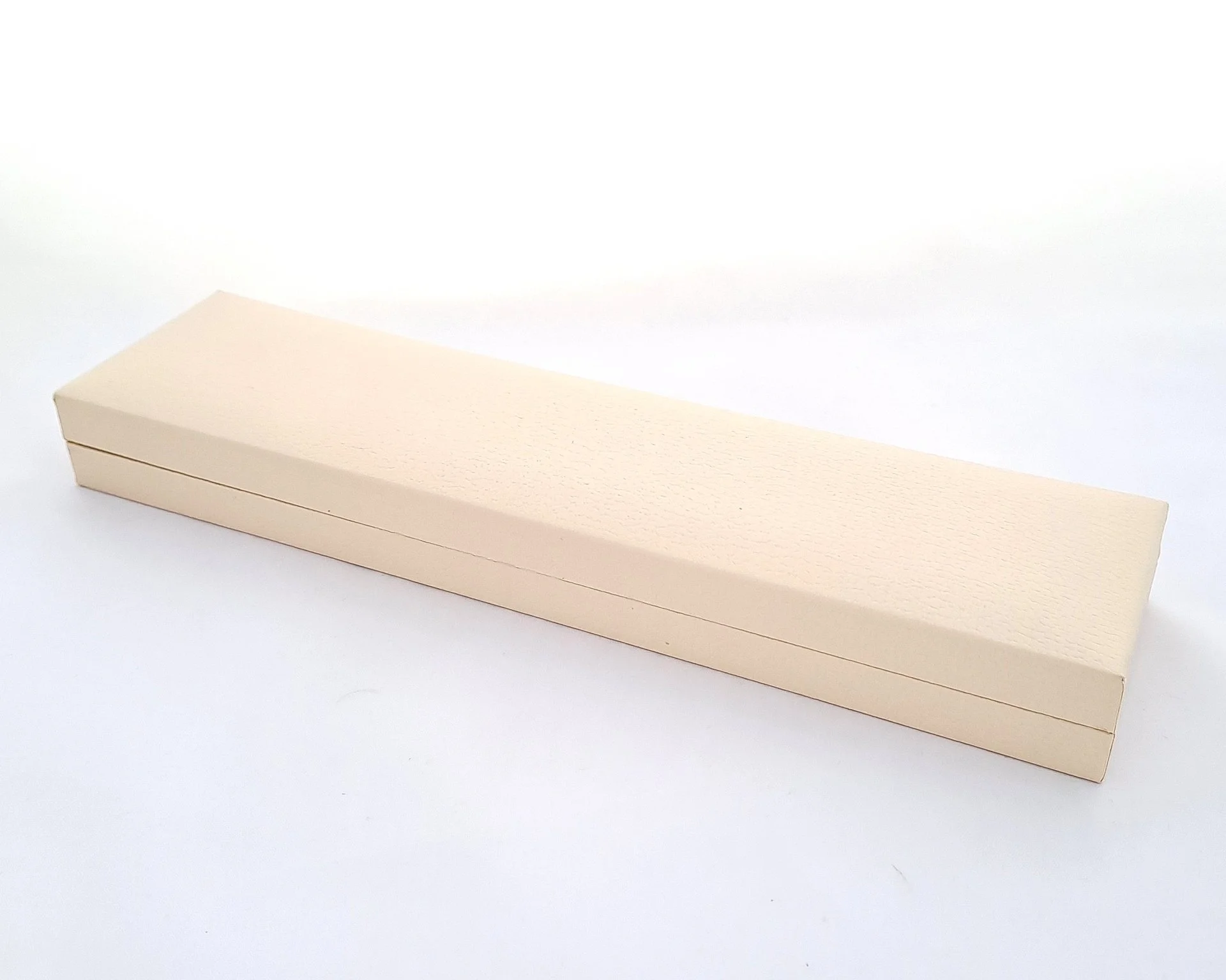 %D0%9A%D1%83%D1%82%D0%B8%D0%B9%D0%BA%D0%B0+%D0%B7%D0%B0+%D0%B3%D1%80%D0%B8%D0%B2%D0%BD%D0%B0